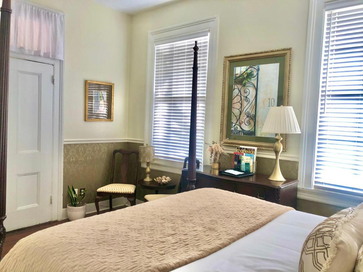 Daybed With Trundle In The Beautiful Ashley Inn 4 Blocks From King St Charleston Exterior foto